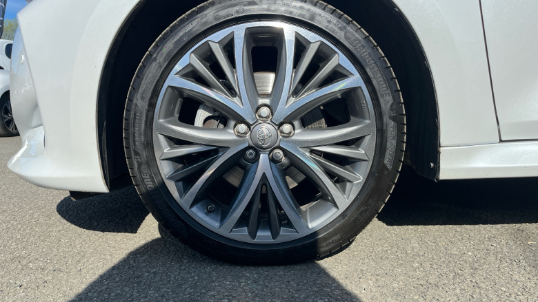 Toyota Yaris 1.5 Hybrid Excel 5dr CVT Hybrid Hatchback